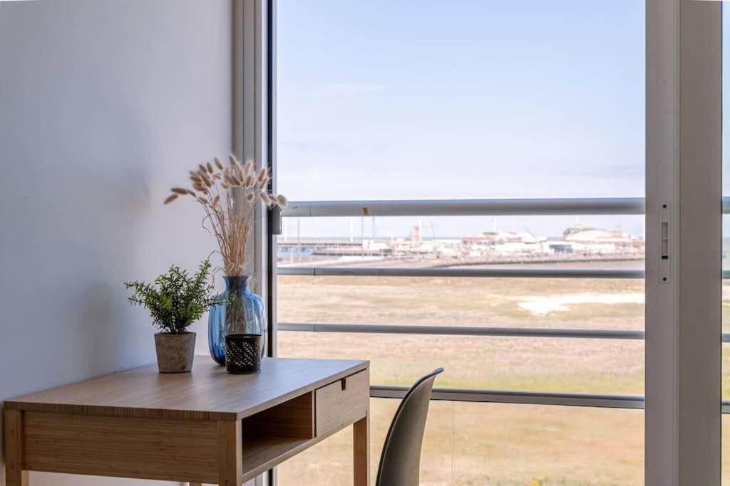 Cozy Apartment With Beautiful Seaview Knokke-Heist Bagian luar foto