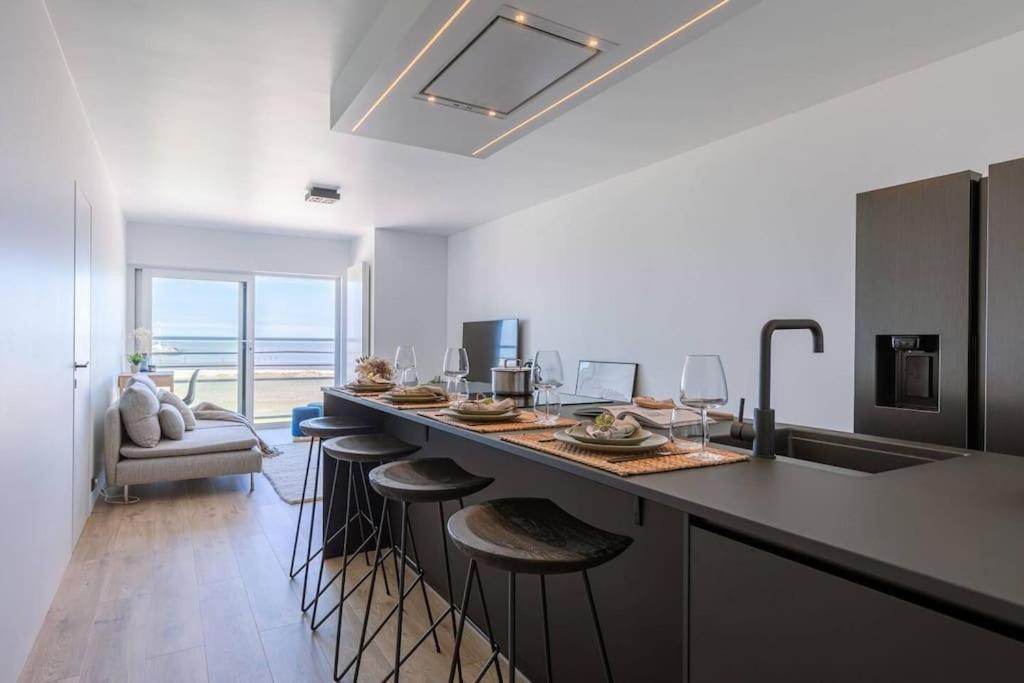 Cozy Apartment With Beautiful Seaview Knokke-Heist Bagian luar foto