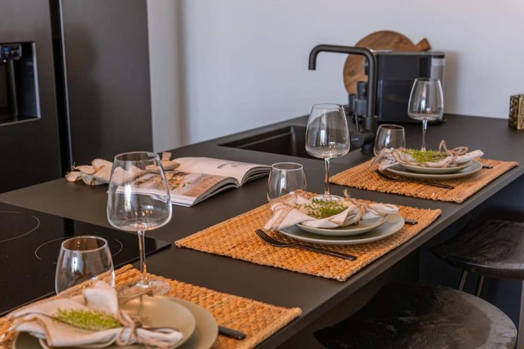 Cozy Apartment With Beautiful Seaview Knokke-Heist Bagian luar foto