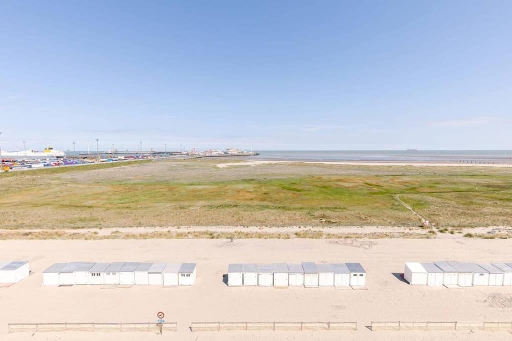Cozy Apartment With Beautiful Seaview Knokke-Heist Bagian luar foto